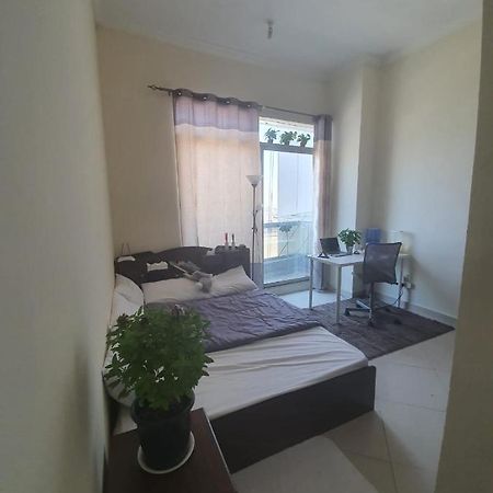 One Masterbedroom In 2 Bedroom Apt,Al Darwesh,Al Barsha 1 Dubaj Kültér fotó